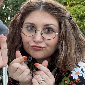 Meet your Posher, Josephine